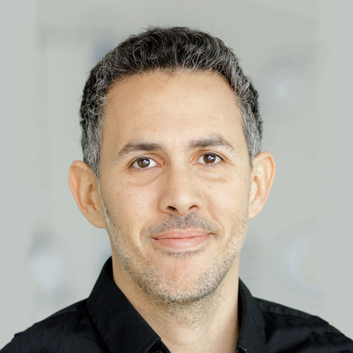 Aharon Twizer